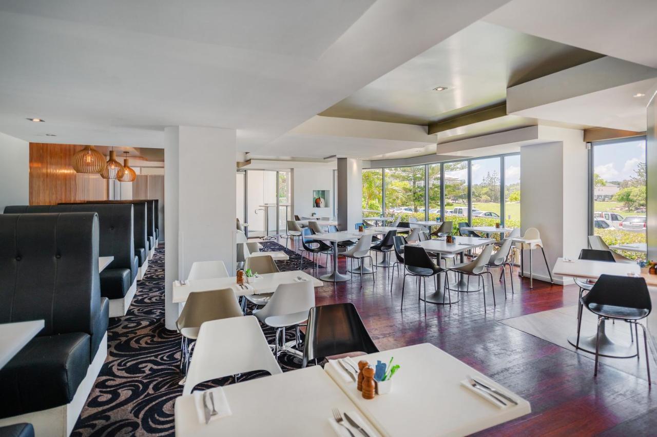 Peppers Salt Resort & Spa Kingscliff Eksteriør bilde The restaurant at the clubhouse