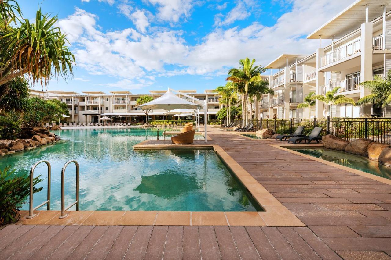 Peppers Salt Resort & Spa Kingscliff Eksteriør bilde The pool at Peppers Mantra on Saltwater Island