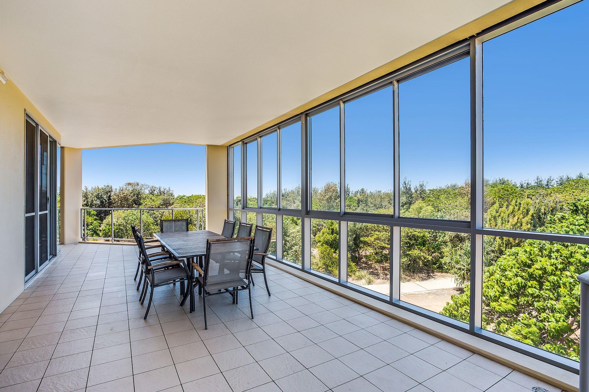 Peppers Salt Resort & Spa Kingscliff Eksteriør bilde A balcony