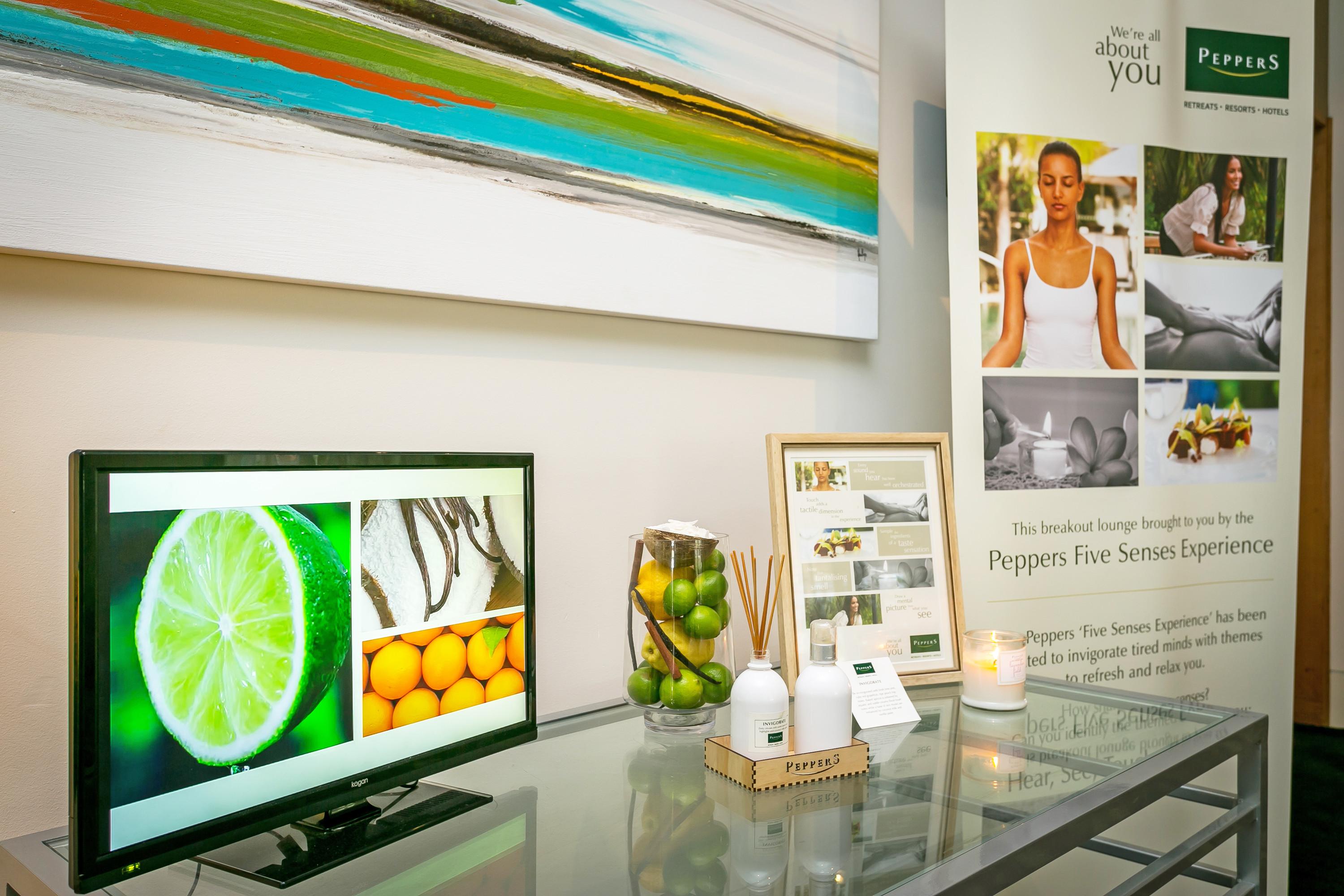 Peppers Salt Resort & Spa Kingscliff Eksteriør bilde The reception area at the Peppermint Spa