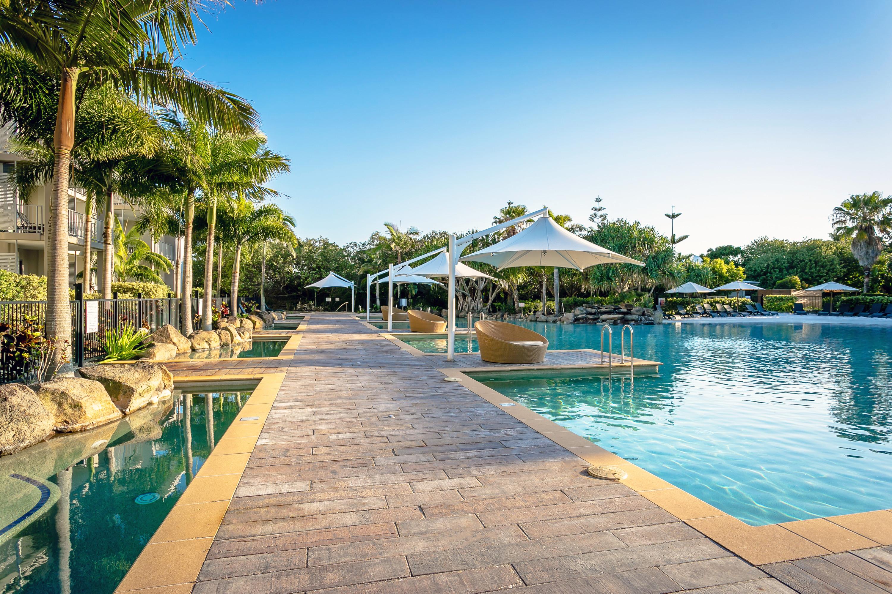 Peppers Salt Resort & Spa Kingscliff Eksteriør bilde Pool at Peppers Mantra on Saltwater Island